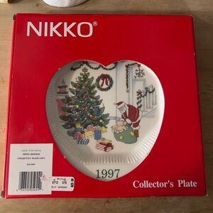 NEW Mint Condition Nikko Collectors Plate